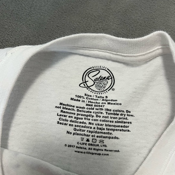 Selena Tee Size Small - Picture 5 of 6